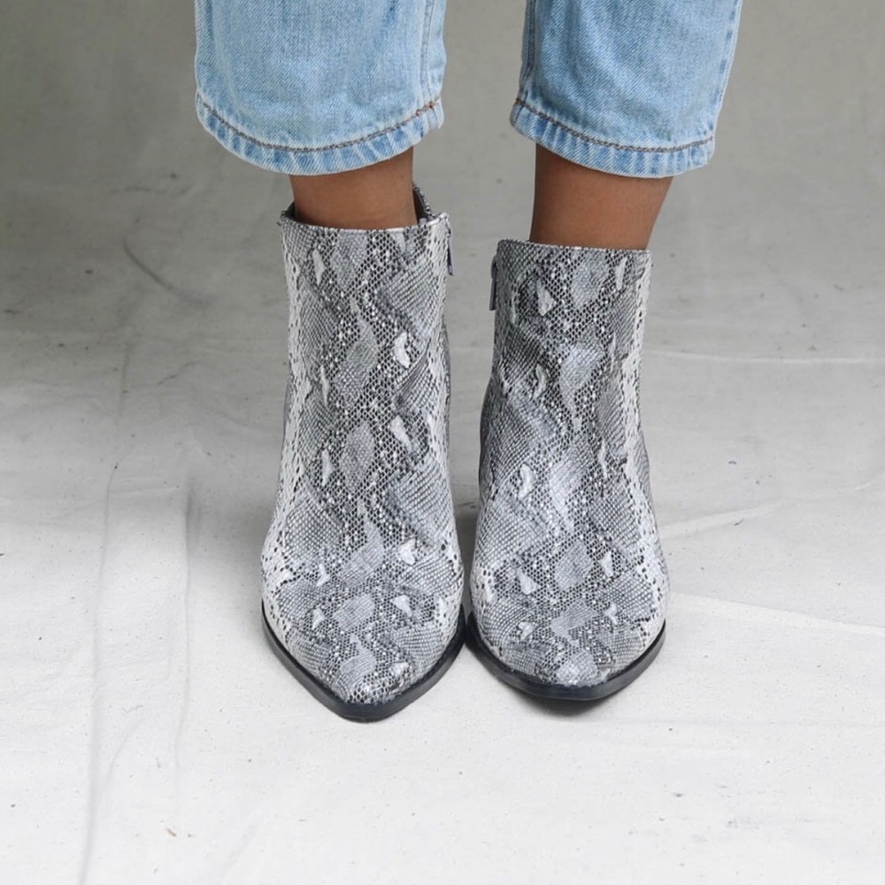 Coconuts by Matisse Astona bootie | Size 8.5